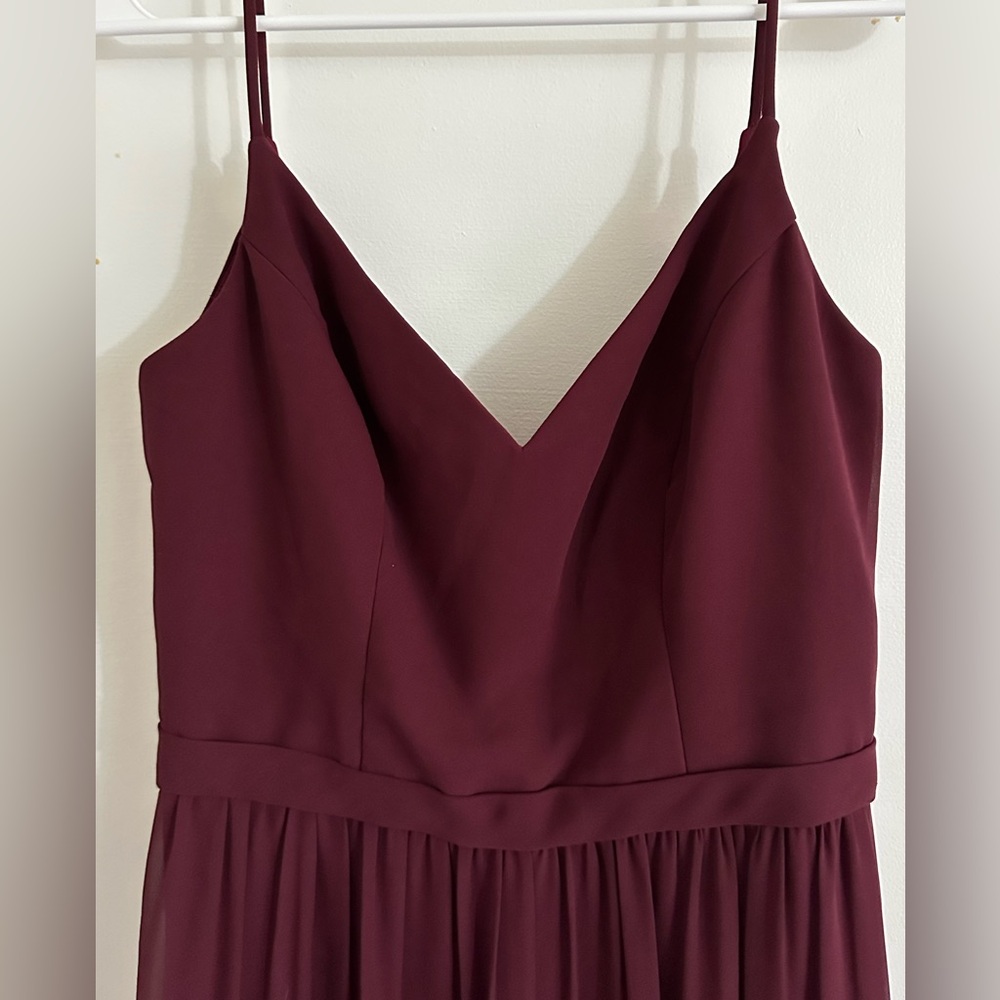 Burgundy bill levkoff size 4 bridesmaid dress
